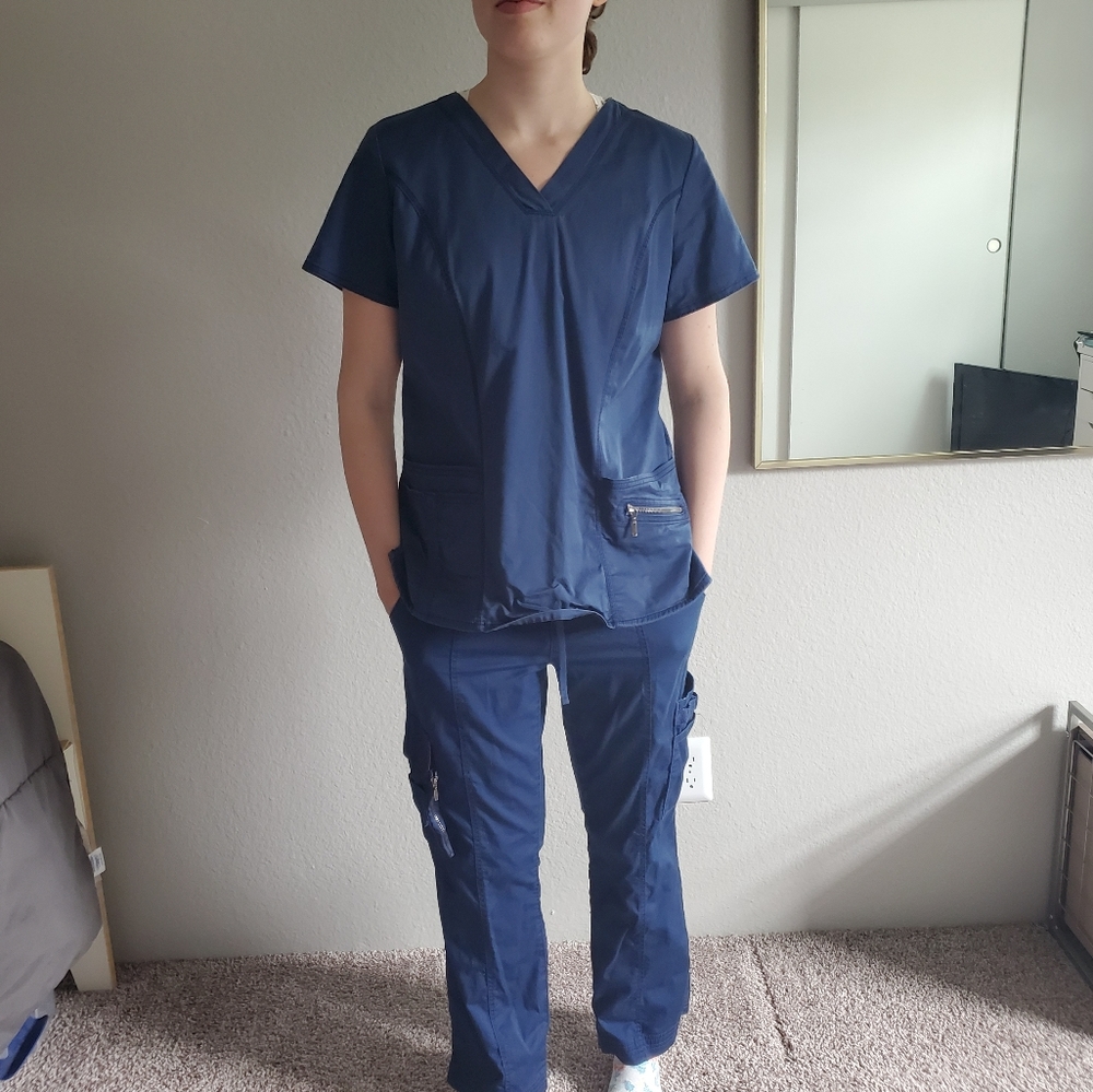 Navy Blue Ellie 4 Pocket V-Neck Scrub Top